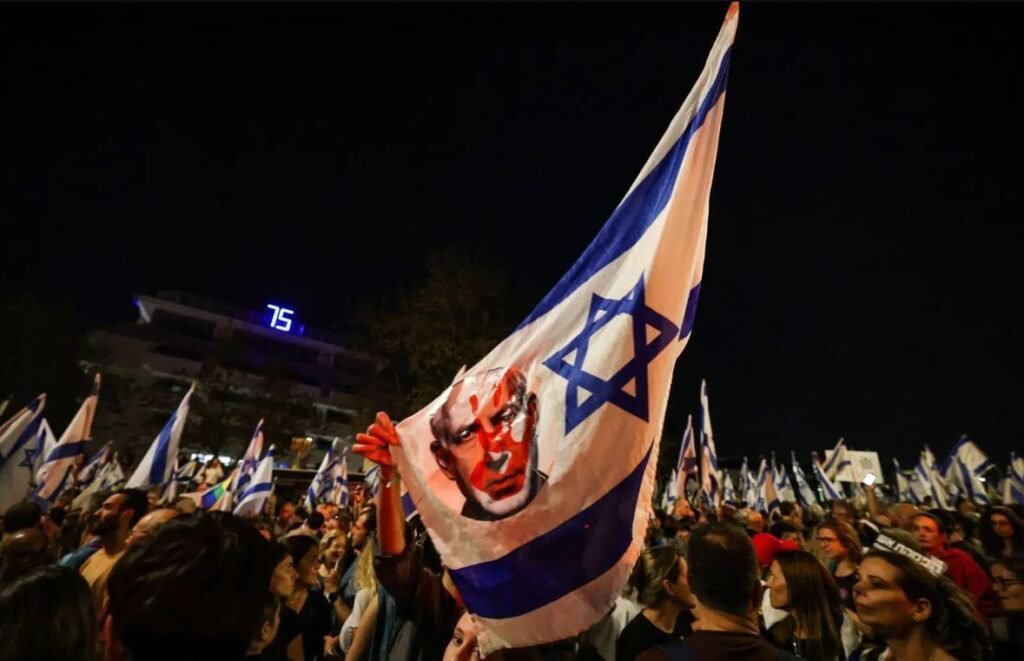 Israël : des milliers de manifestants dans la rue contre le gouvernement Netanyahu